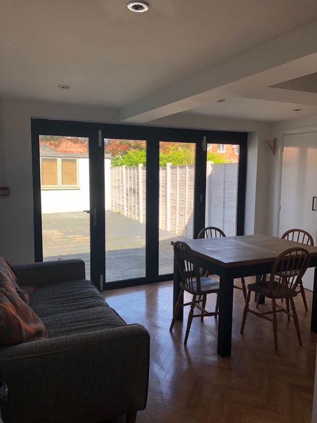 2 high spec doubles in professional hmo  Main Photo