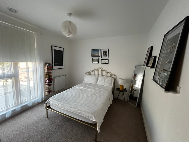 *Short term let* lovely double room in Camberwell Main Photo