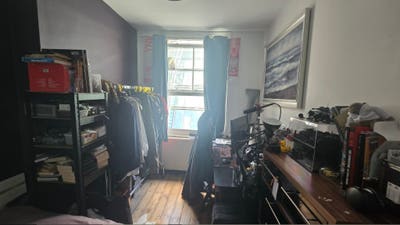 Double Room by Spitalfields Market  Main Photo