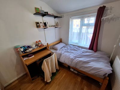Cozy single room (Archway) bills included  Main Photo