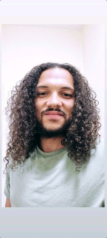 35 year old creative looking for a long term home. Main Photo
