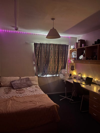 Double bedroom Main Photo