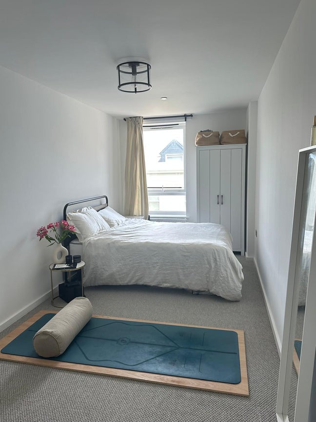 Sunlit double room in the centre of Folkestone Main Photo