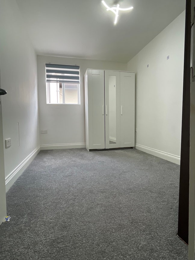  Single Room | Bills + Netflix + Wifi inc. Main Photo