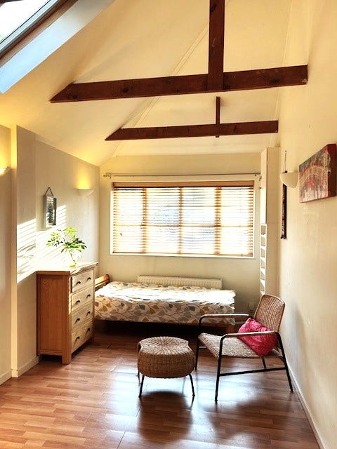 Spacious room to rent Main Photo