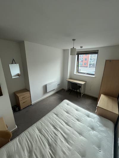 Short-Term Apartment Share Manchester City Centre Main Photo