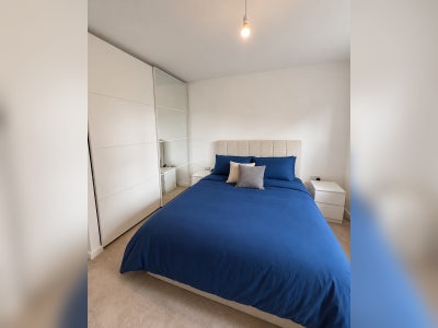 Luxury King En-suite Bedroom Near Lister Hospital Main Photo