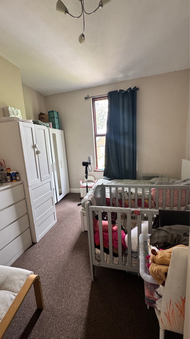 Double Room for Rent Main Photo