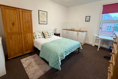 Near City Centre Double room inc Bills NG2 Main Photo
