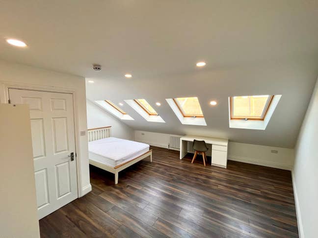 Master ensuite in Wandsworth Main Photo