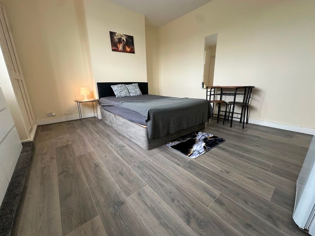 🏡🔥Double Room to Let in - Wembley  Main Photo