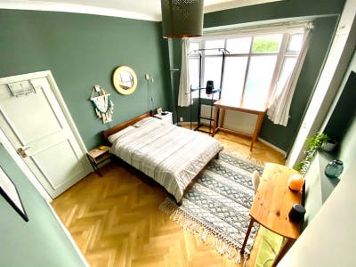 Spacious double room in Wood Green Main Photo