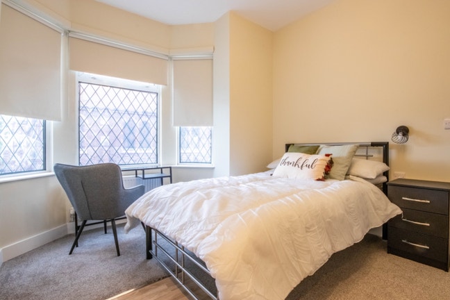 1 Bedroom Flat To Let Main Photo