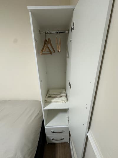 Studio-style Double Rm ( Private Kitchenette) Main Photo