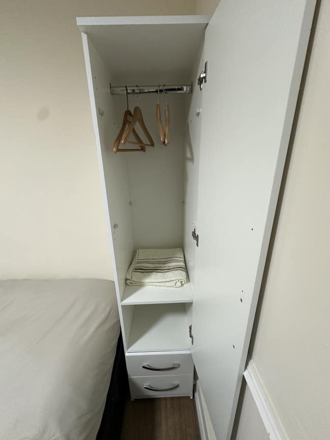 Studio-style Double Rm ( Private Kitchenette) Main Photo