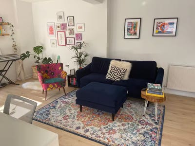 Peaceful, bright garden flat with cat Main Photo