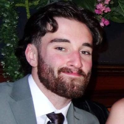 Professional Looking to Relocate Main Photo