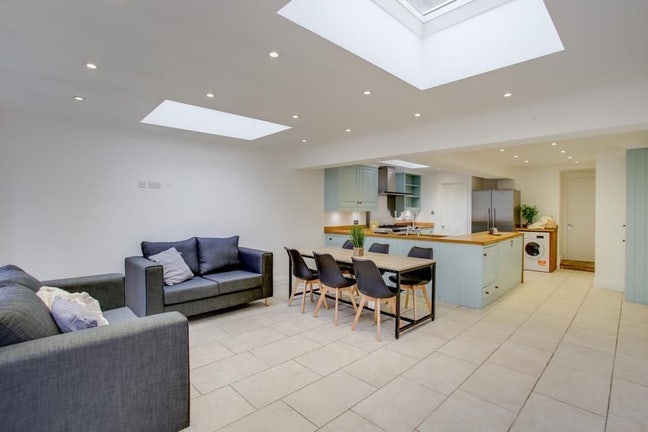 Double Room in Gorgeous Putney House Share Main Photo