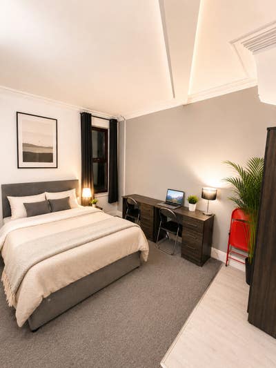Birmingham moseley furnished luxurious room Main Photo