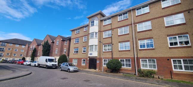 Flat Share NN4 Area, Near Northampton University Main Photo