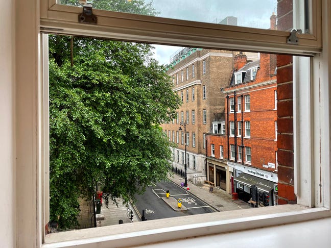 Studio Flat Available in Bloomsbury Main Photo