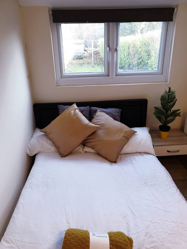 Lovely Ensuite Room in Harrow & Weldstone HA3 Main Photo