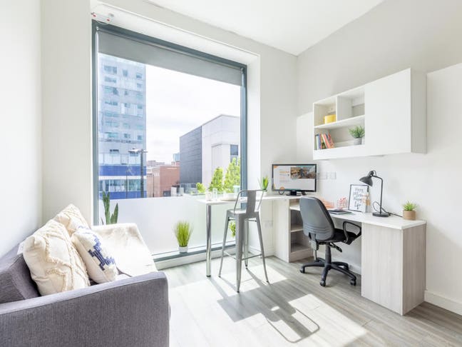 Redvers Tower Sheffield Student Tenancy Takeover Main Photo