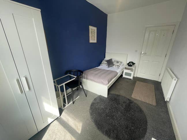 ** Lovely Room in Barnsley ** Main Photo