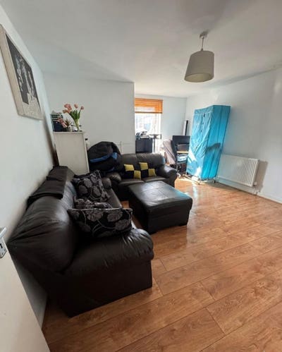 Large double room available in Camden Main Photo