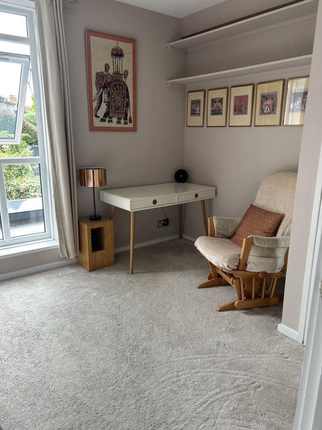 Room in Beautiful Blackheath Home Main Photo