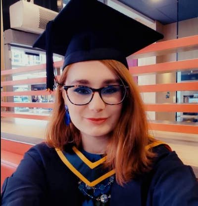 Professional Female seeks a single or double room Main Photo