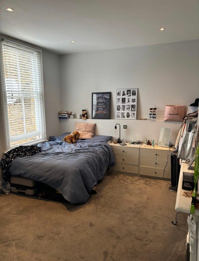 Double room w/ensuite in Brixton - female only Main Photo