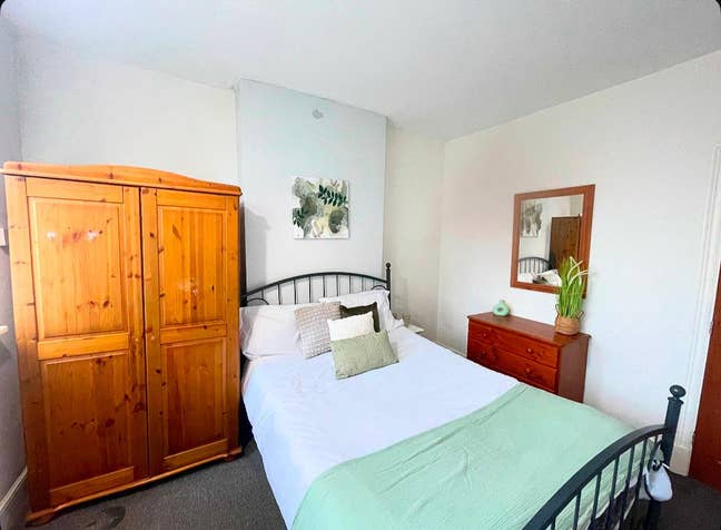Rooms Available Close To Uol! Main Photo