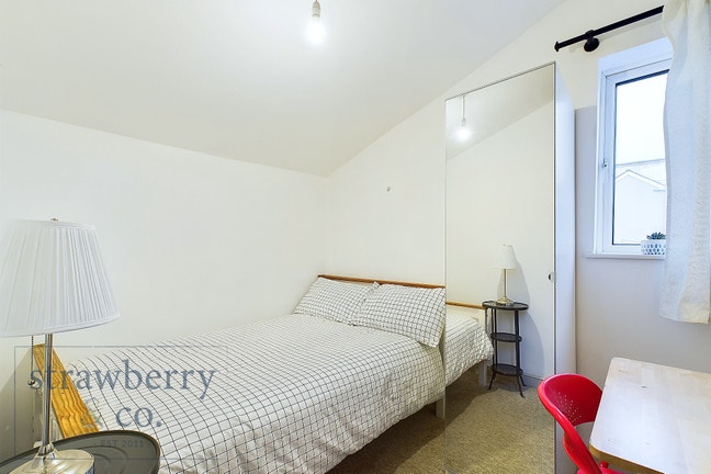 11BHR | High St | Double | Ensuite Main Photo