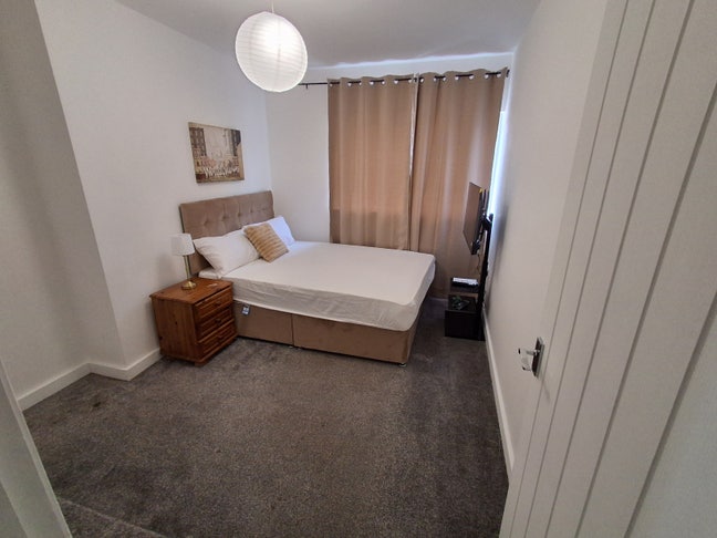 Spacious rooms with Smart TV Main Photo
