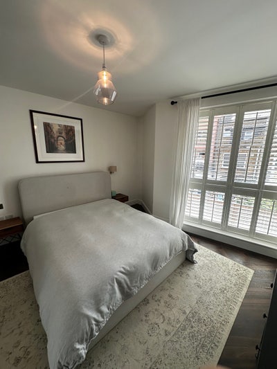 Bright Room in Walthamstow Main Photo