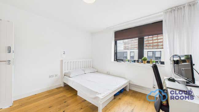 South East of England –GU14🏠Farnborough/Hampshire Main Photo