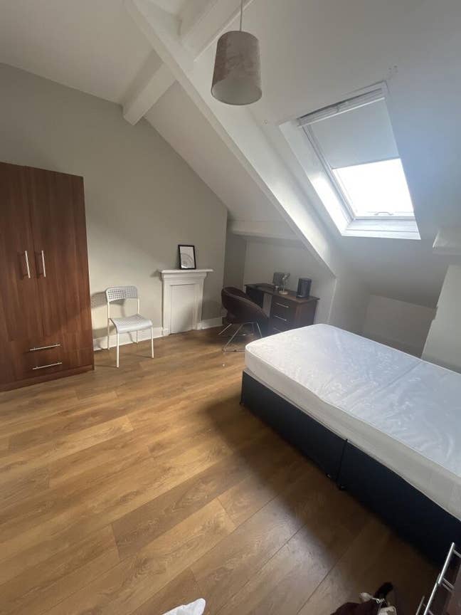 Double Room in a 5 bed HMO furnished to a very hig Main Photo