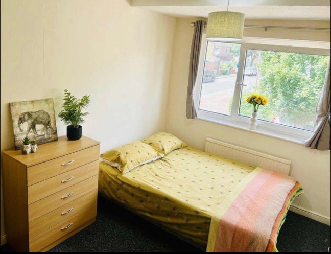 Nice room nice people!  Main Photo