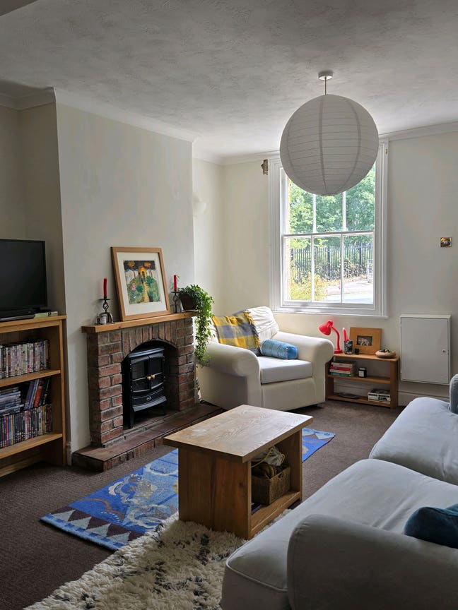 Lovely room in Shrewsbury  Main Photo