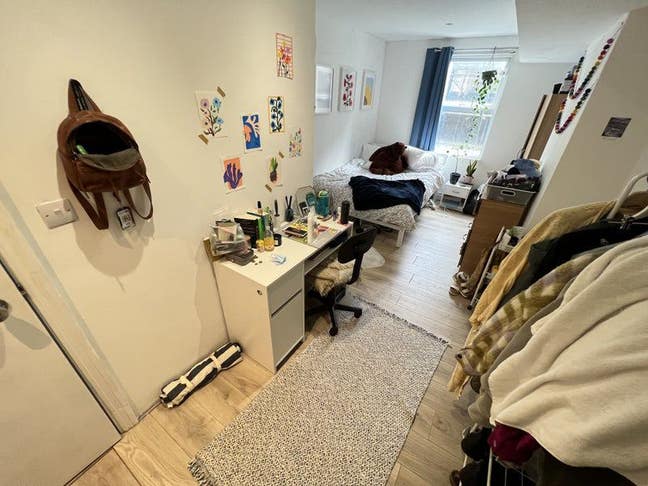 Spacious Room W/ lounge -&pound;288pw Main Photo