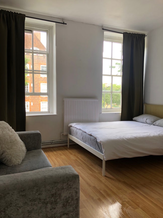 *Large Double Room in St.John’s Wood  Main Photo