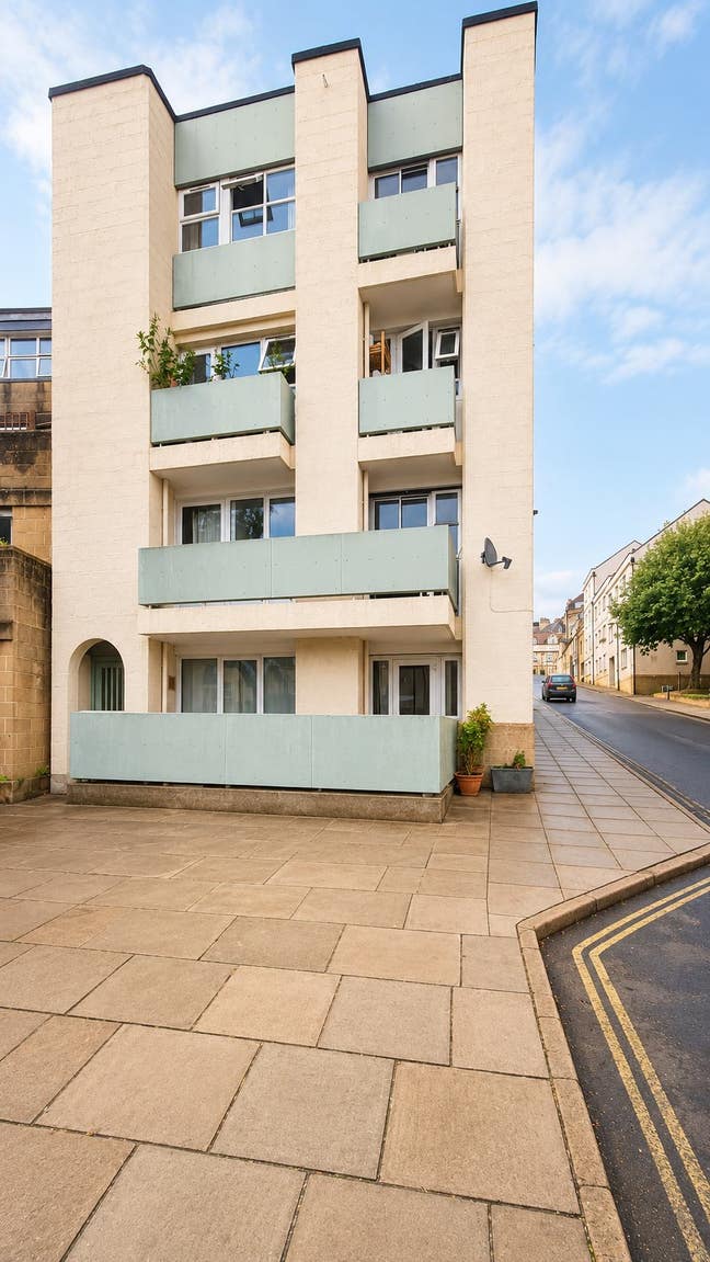 2 Bed Flat - Walking distance to city centre Main Photo