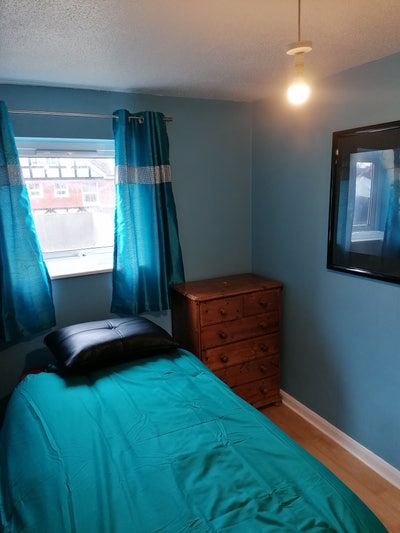 Single Room. Central High Wycombe.  Main Photo
