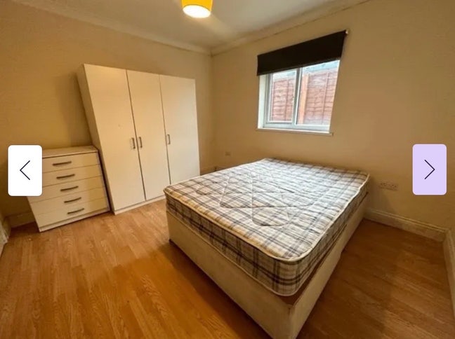 Room with private toilet in Colindale Main Photo