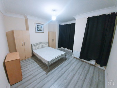  🔥🔥 Shared Double Room 🔥🔥 Main Photo
