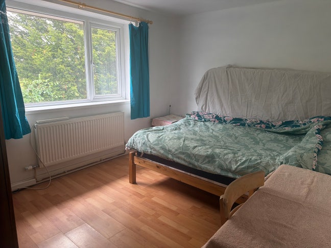 Quite spare rooms  Main Photo