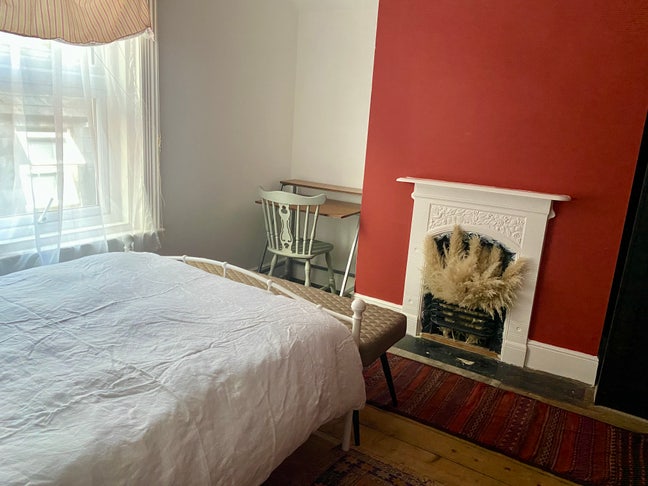 Spacious Double Room – Central Eastbourne  Main Photo