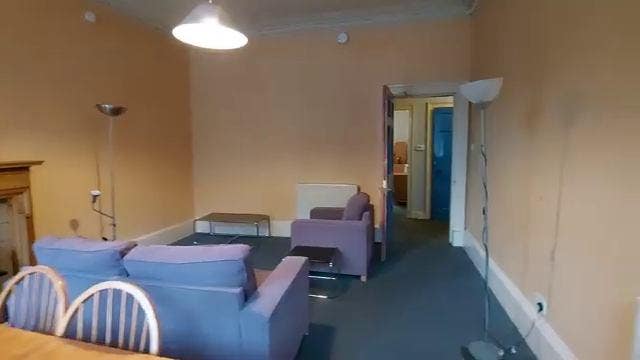 Spacious flat next to summhall - nice landlords Main Photo