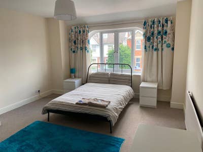 Large Ensuite Double Room in Queens Park Main Photo
